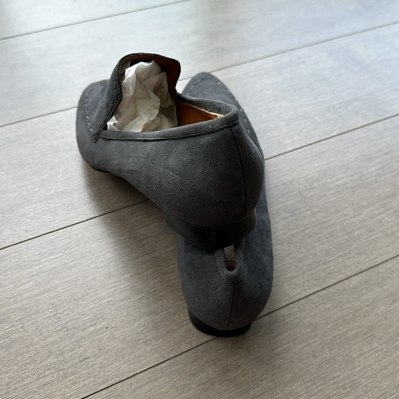 Aquatalia Suede Piera shoes - Picture 3 of 4